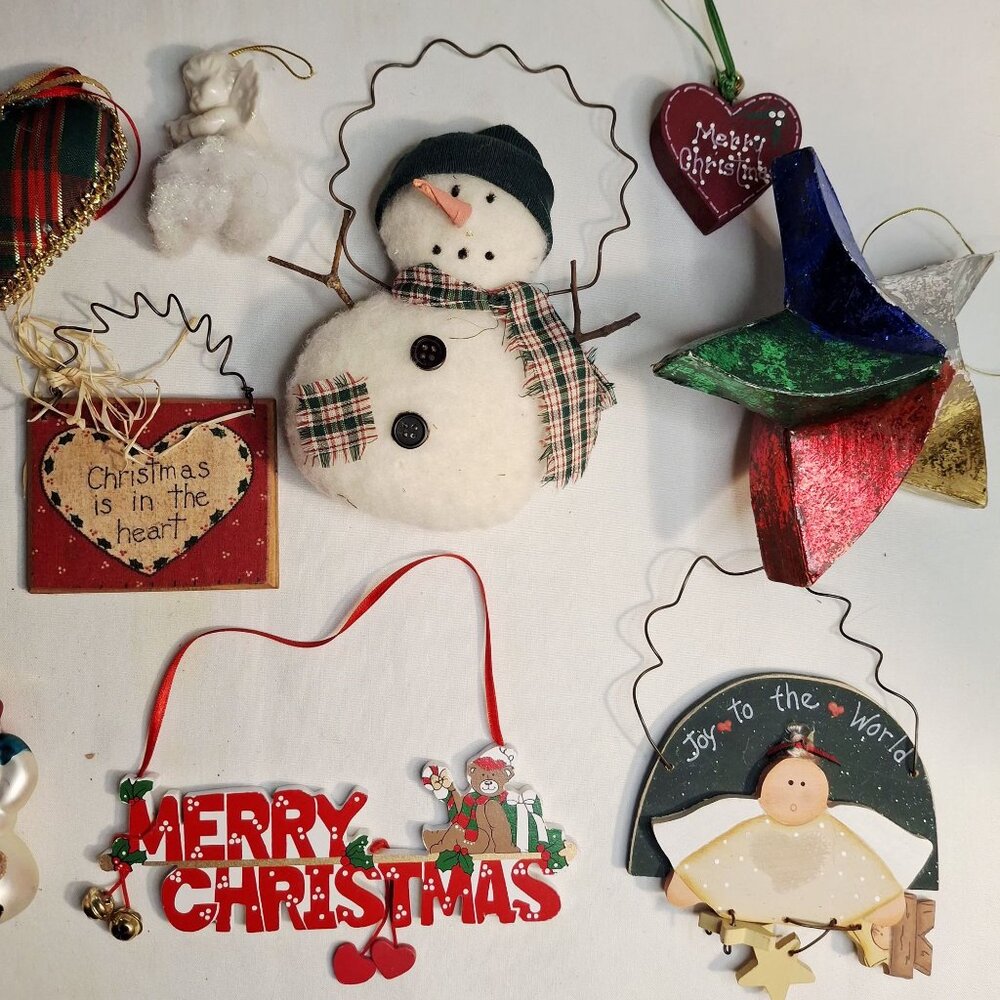 Christmas Ornaments Set Of 10 Assorted Styles Snowman Angel Heart Star Tree & Mo - Picture 3 of 8